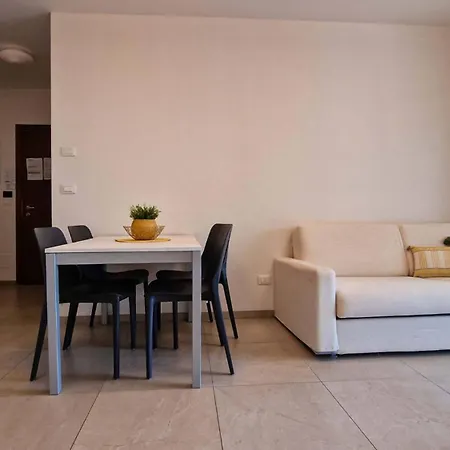شقة Trendy Seafront With Terrace *