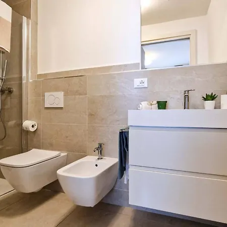 Trendy Seafront With Terrace Apartman Bibione