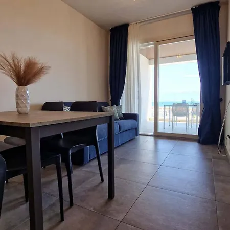 Trendy Seafront With Terrace Apartman Bibione